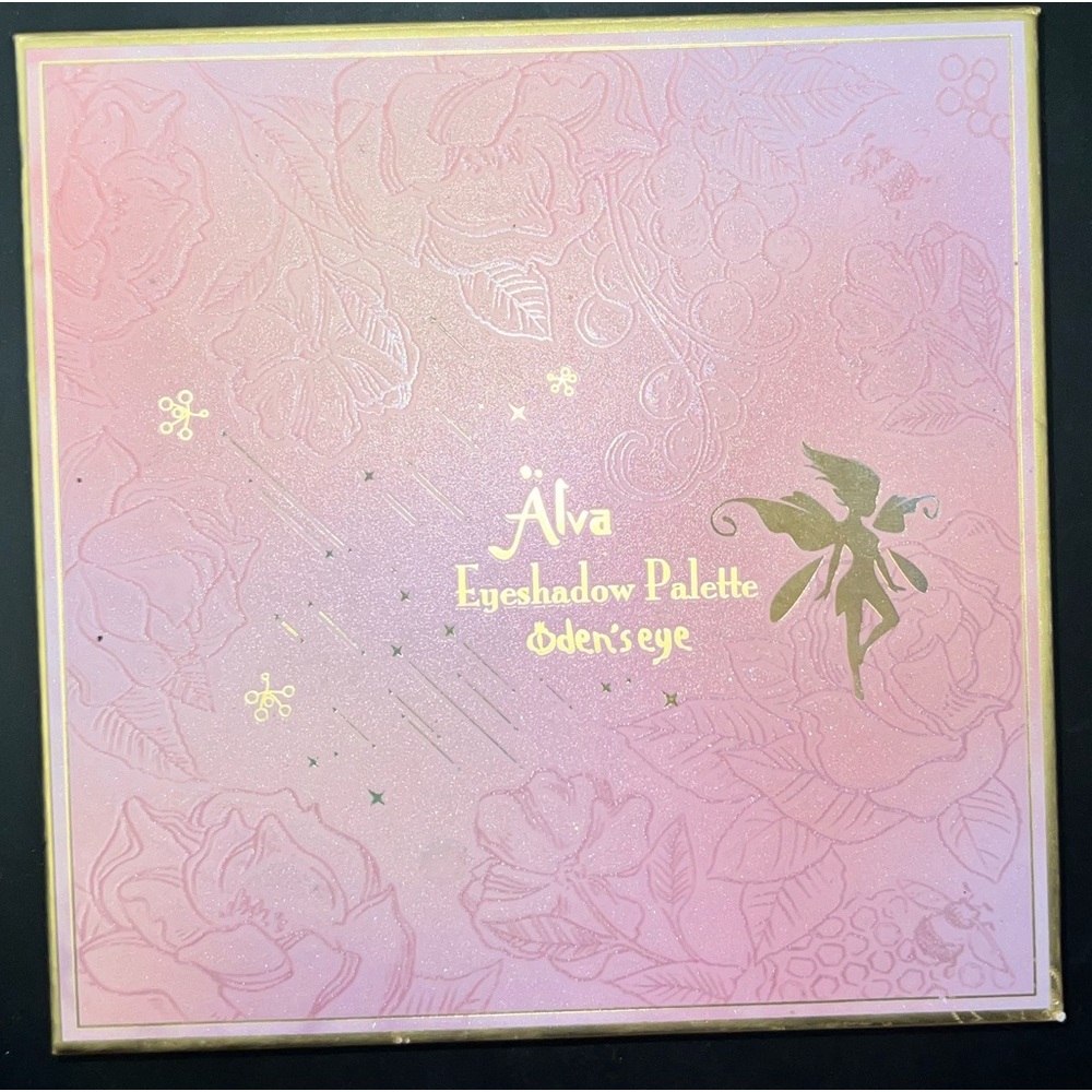 Oden's eye Alva eyeshadow palette